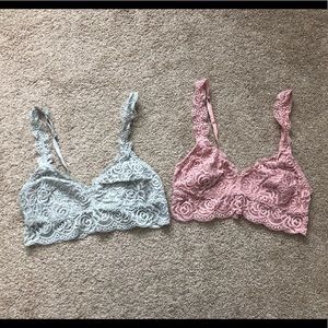 2/$20 Lot of 2 - B1G1 City Streets Wireless Lightly Lined Bra Bralette, Size S